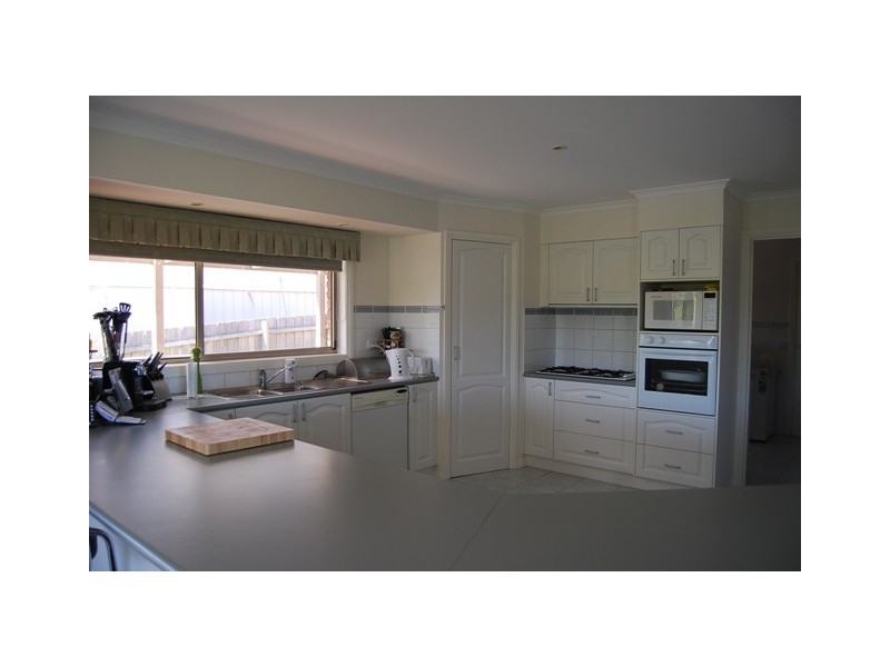 62 Stirling Drive, Lakes Entrance VIC 3909