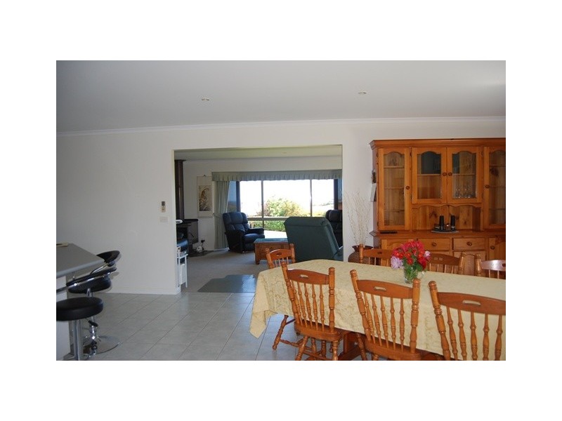 62 Stirling Drive, Lakes Entrance VIC 3909