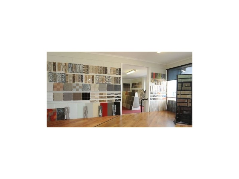 2 48 Whiters Street, Lakes Entrance VIC 3909