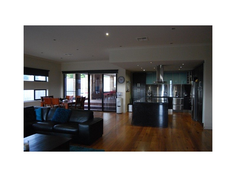 9 BungYarnda Court, Lakes Entrance VIC 3909