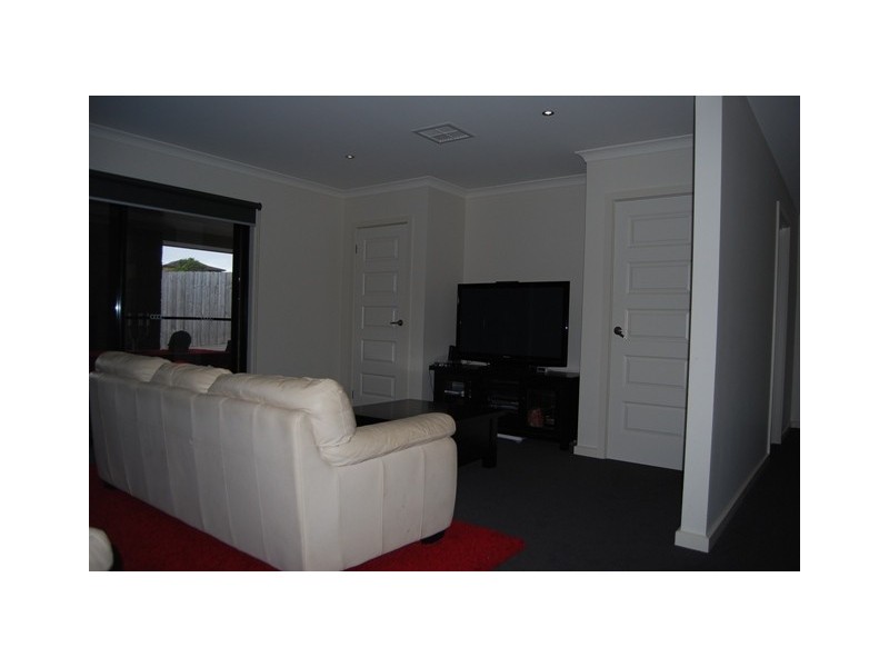 9 BungYarnda Court, Lakes Entrance VIC 3909