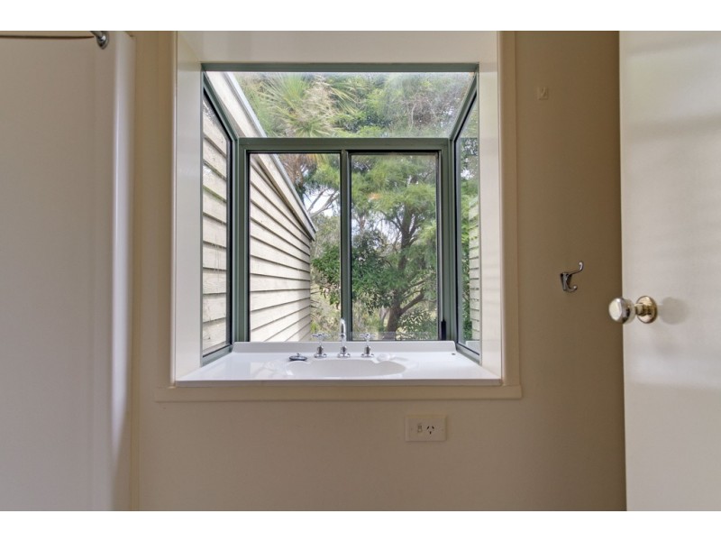 420 Rosherville Road, Metung VIC 3904