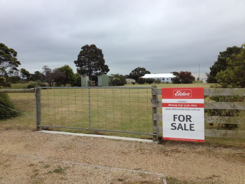 4 Falcon Grove, Metung VIC 3904