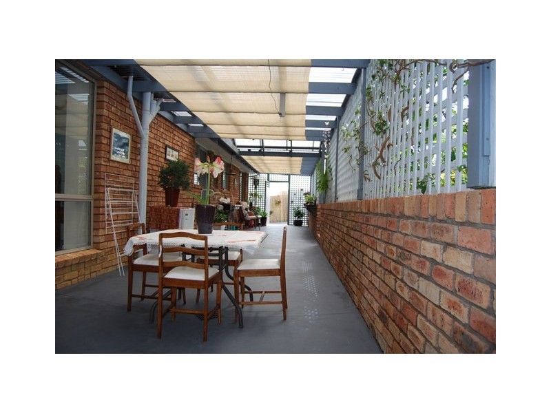 50 Nautilus Way, Lakes Entrance VIC 3909