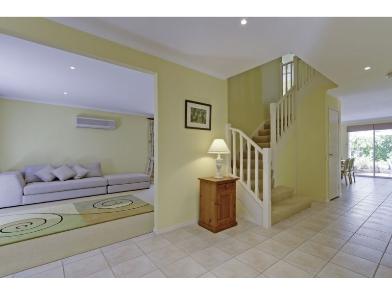 37 Mairburn Road, Metung VIC 3904