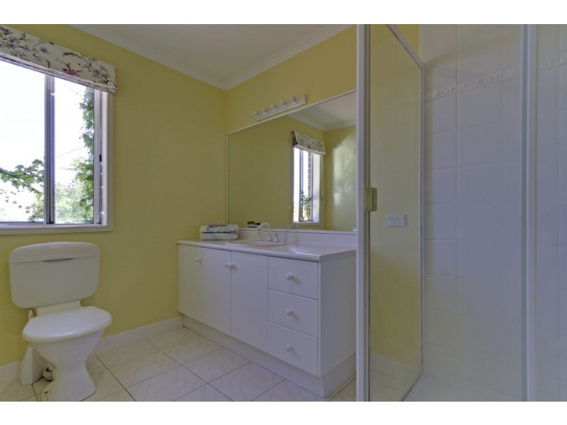 37 Mairburn Road, Metung VIC 3904