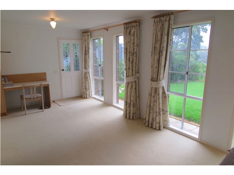 37 Mairburn Road, Metung VIC 3904