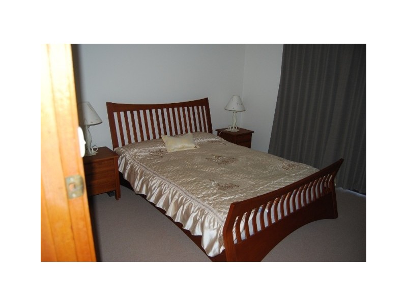 7 Eastern Beach Road, Lakes Entrance VIC 3909