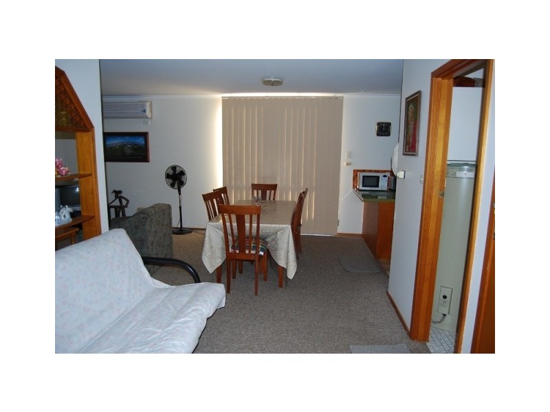 7 Eastern Beach Road, Lakes Entrance VIC 3909