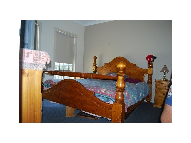 6 Foam Street, Lakes Entrance VIC 3909