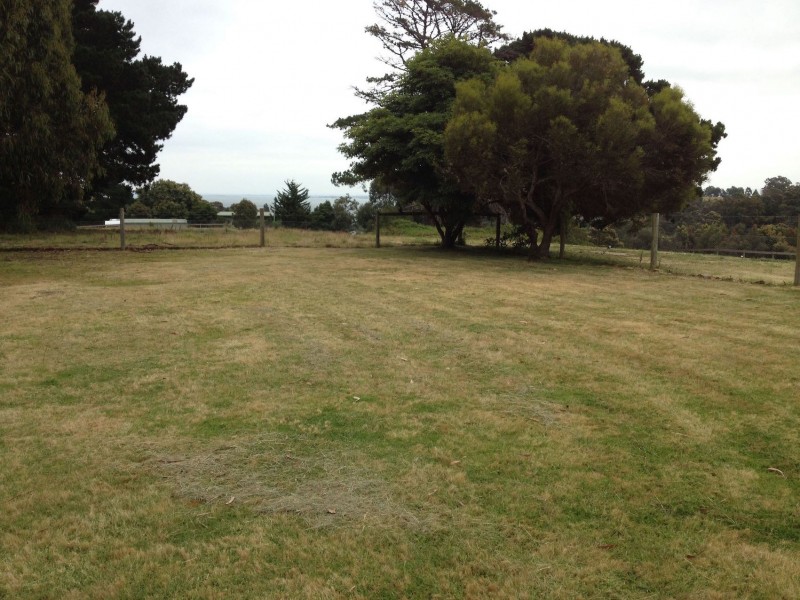 28 Swan Drive, Metung VIC 3904