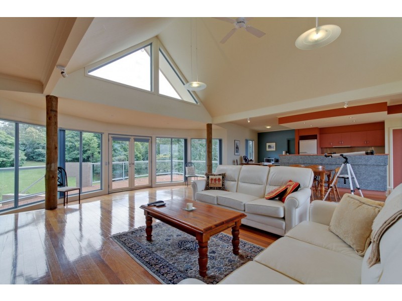 11 Bayview Court, Metung VIC 3904