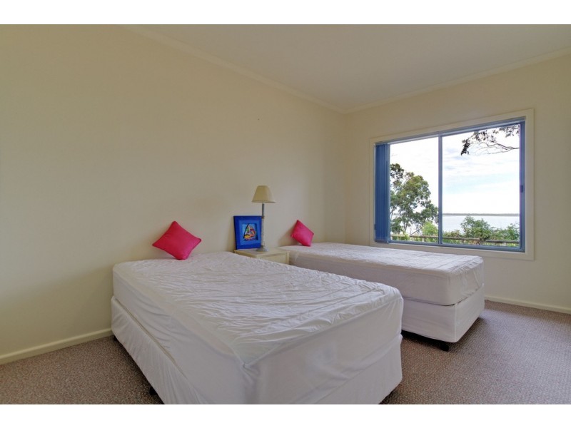 11 Bayview Court, Metung VIC 3904