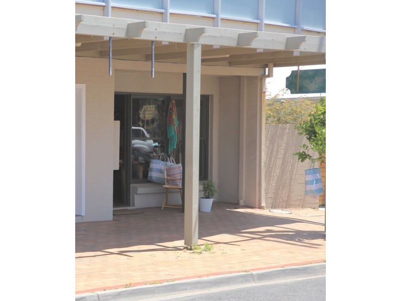 Shop 3, 1/51 Metung Road, Metung VIC 3904