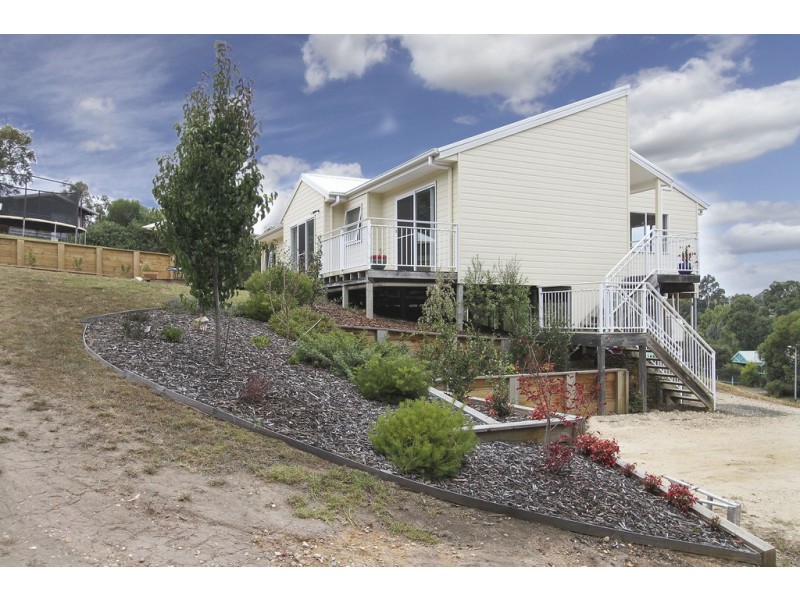 12 Kingscote Drive, Metung VIC 3904