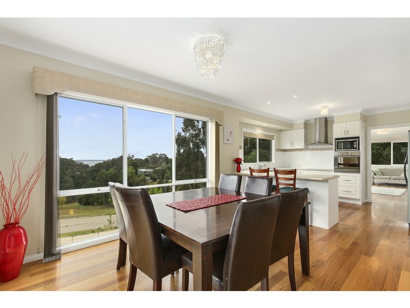 12 Kingscote Drive, Metung VIC 3904