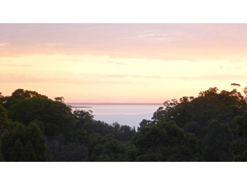 12 Kingscote Drive, Metung VIC 3904