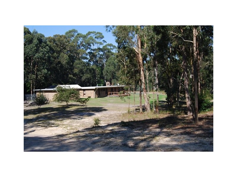 130 Fergusons Lane, Kalimna West VIC 3909