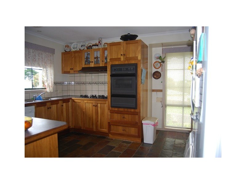 6 Panoramic Drive, Lakes Entrance VIC 3909