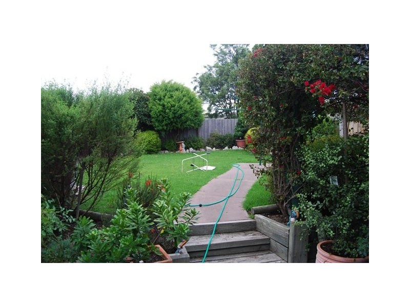 6 Panoramic Drive, Lakes Entrance VIC 3909