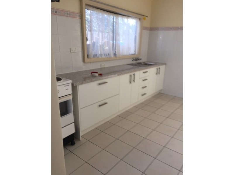 1/30 Hunter Street, Lakes Entrance VIC 3909