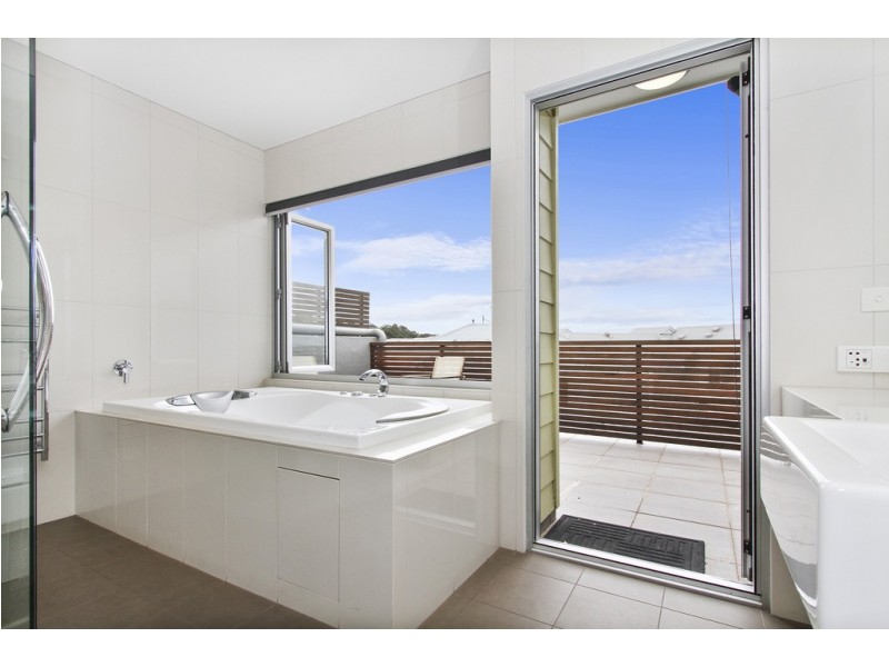 42 Metung Road, Unit 4, 5 Knots, Metung VIC 3904