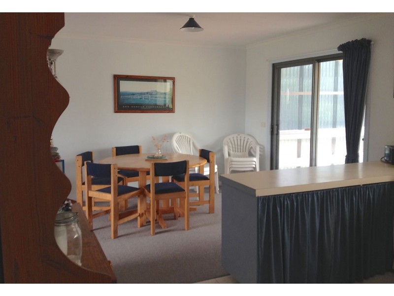 25 Tambo Boulevard, Metung VIC 3904