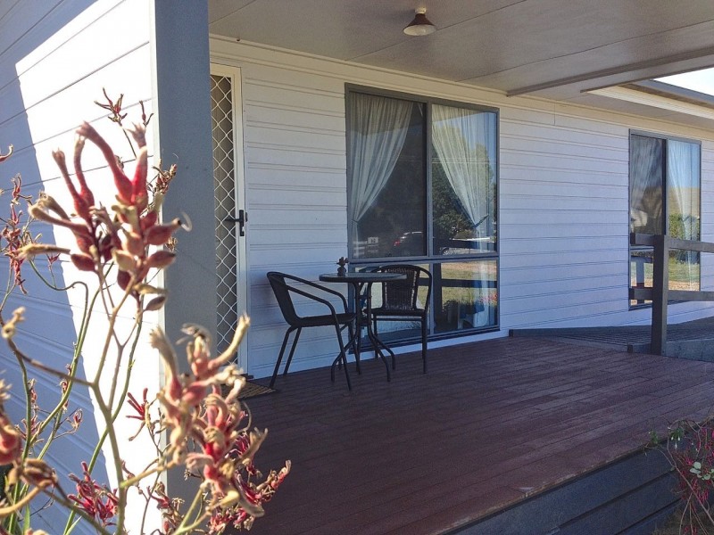 25 Tambo Boulevard, Metung VIC 3904