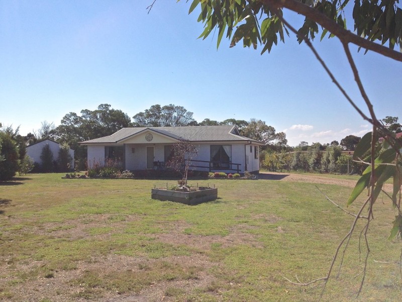 25 Tambo Boulevard, Metung VIC 3904