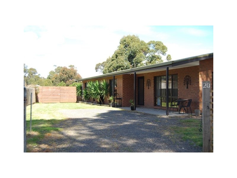 20 Robertsons Road, Kalimna West VIC 3909