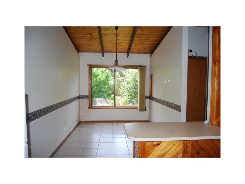 47 Seaview Parade, Lakes Entrance VIC 3909