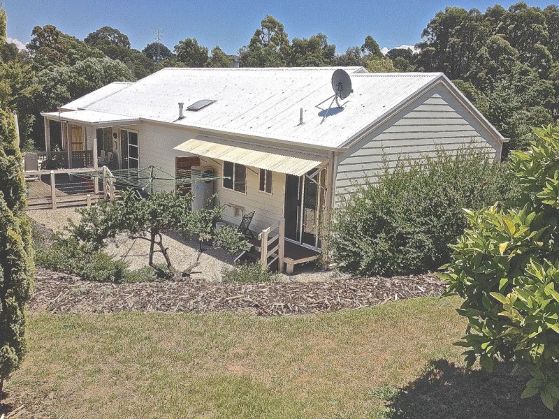5 The Bower, Metung VIC 3904