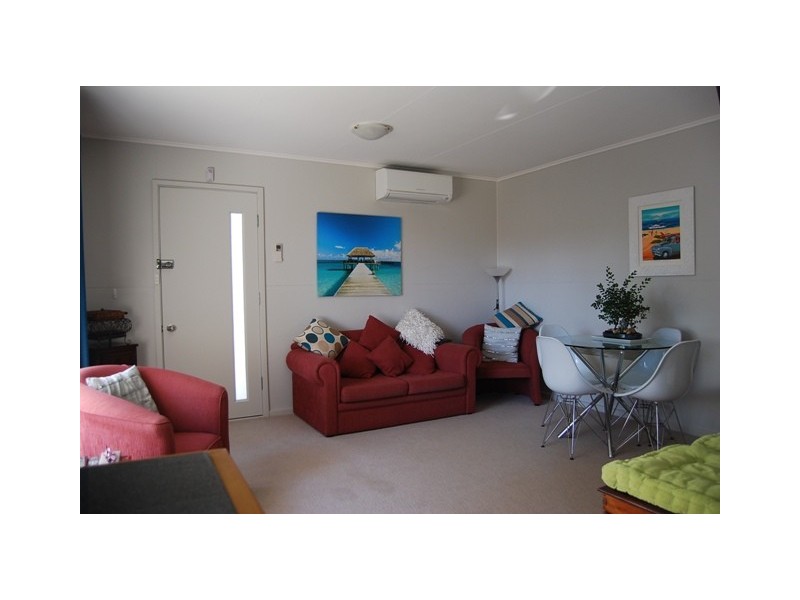 1/36 Carpenter Street, Lakes Entrance VIC 3909