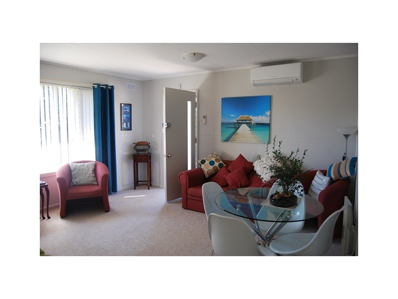 1/36 Carpenter Street, Lakes Entrance VIC 3909