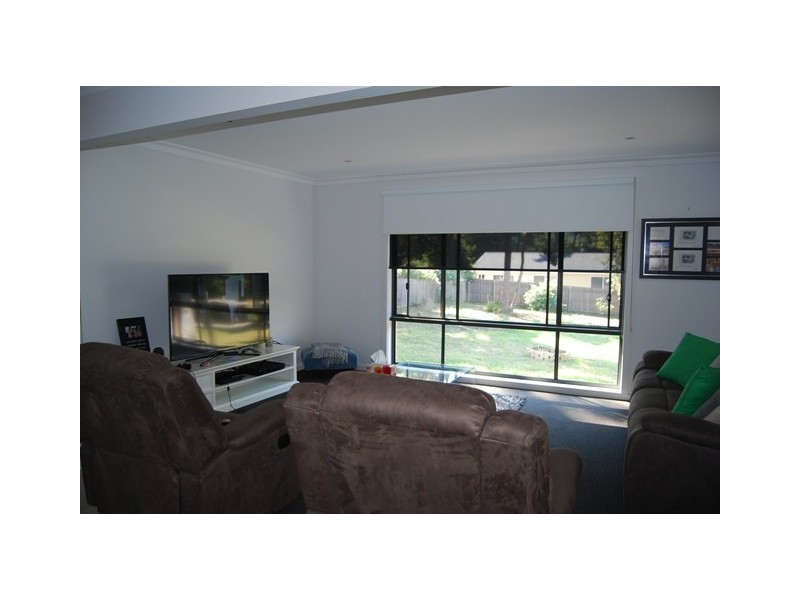 71B Hazel Road, Kalimna VIC 3909