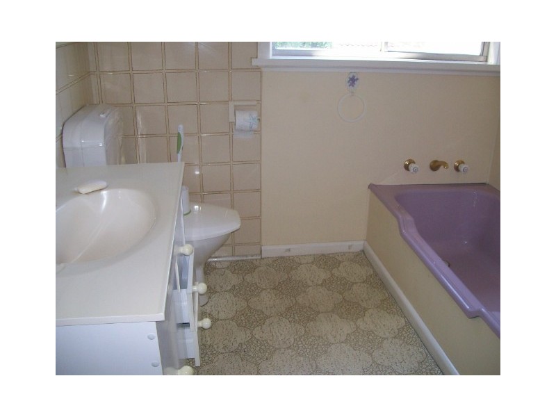 70 O’Neills Road, Lakes Entrance VIC 3909