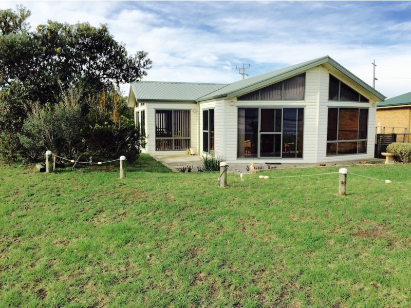 4 Tambo Boulevard, Metung VIC 3904