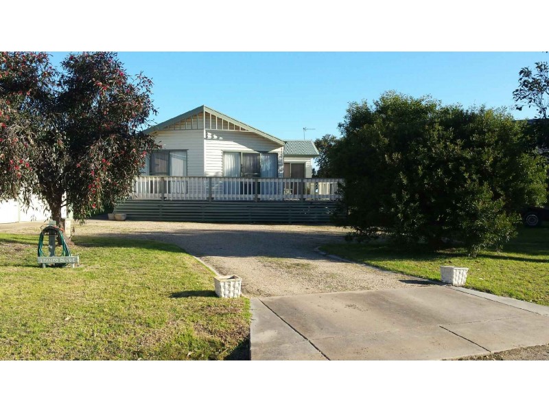 4 Tambo Boulevard, Metung VIC 3904