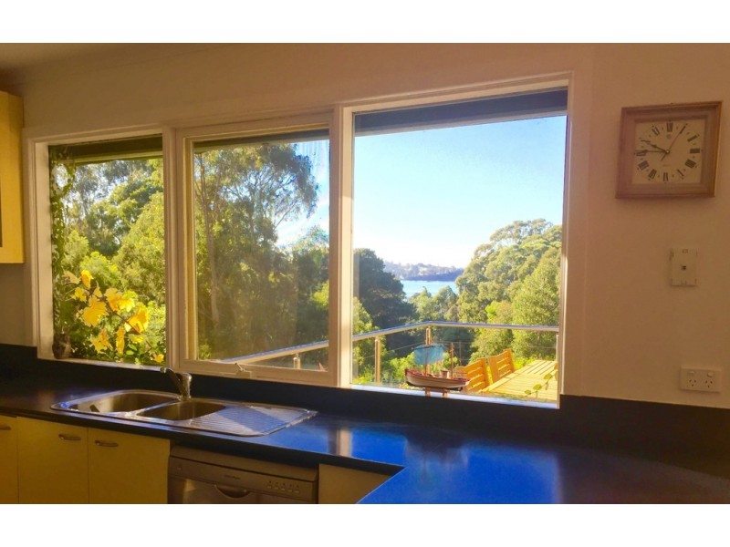 8 Wood Street, Metung VIC 3904