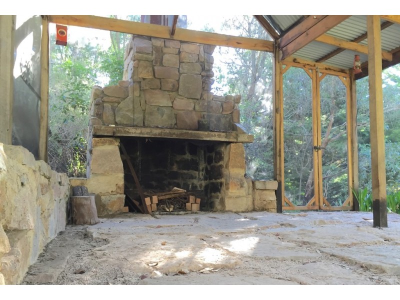 8 Wood Street, Metung VIC 3904