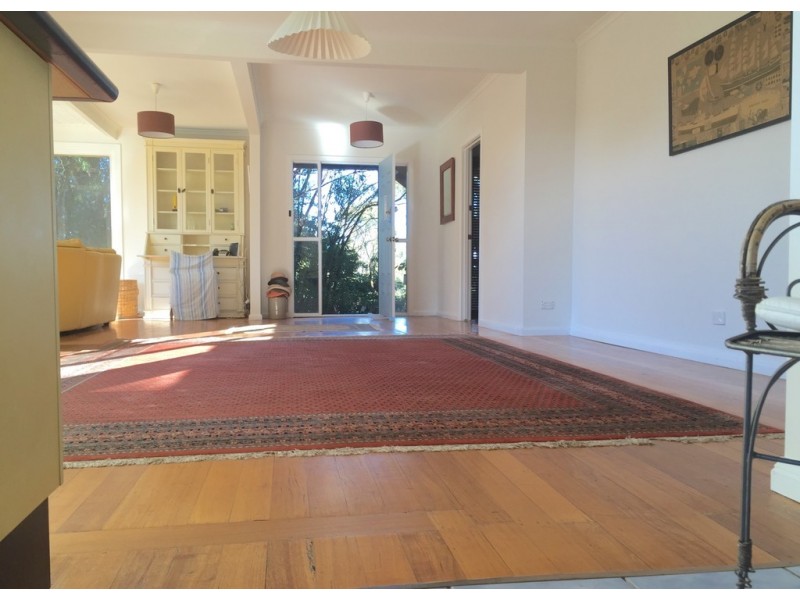 8 Wood Street, Metung VIC 3904