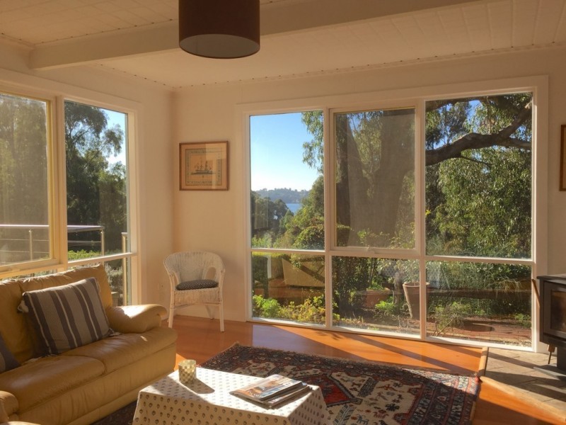 8 Wood Street, Metung VIC 3904