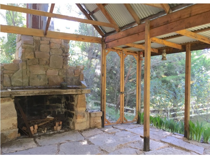 8 Wood Street, Metung VIC 3904