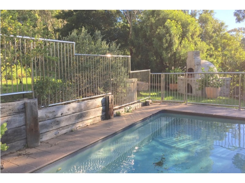 8 Wood Street, Metung VIC 3904