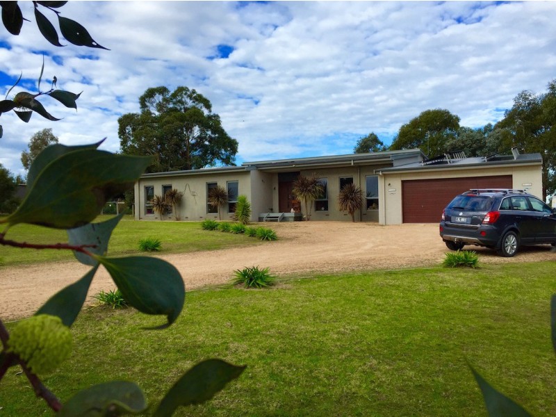 115 Kings Cove Boulevard, Metung VIC 3904