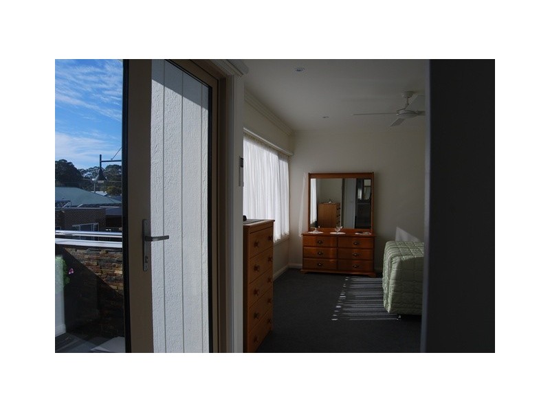 11 Penang Boardwalk, Lakes Entrance VIC 3909