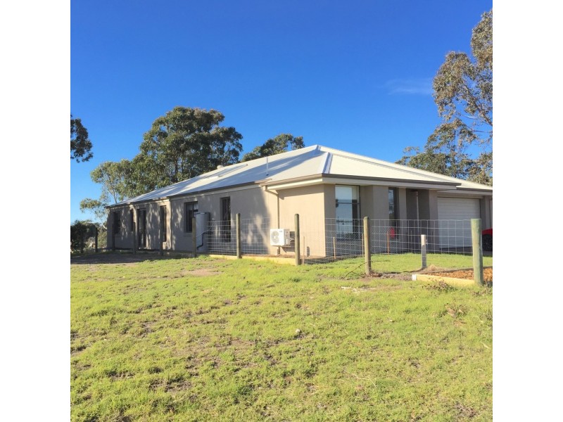 9 The Plateau, Metung VIC 3904