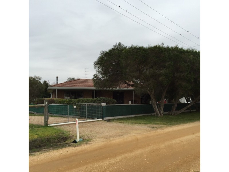 13 Normans Road, Metung VIC 3904