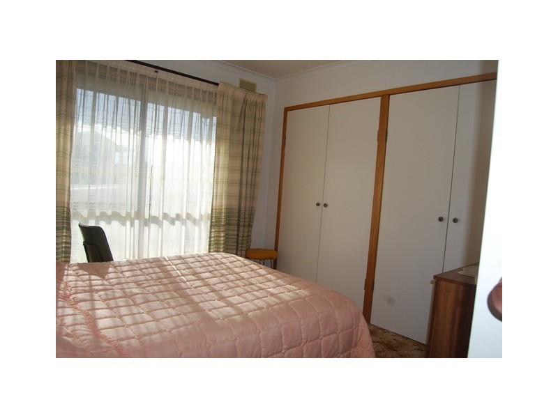 3 O’Neills Road, Lakes Entrance VIC 3909