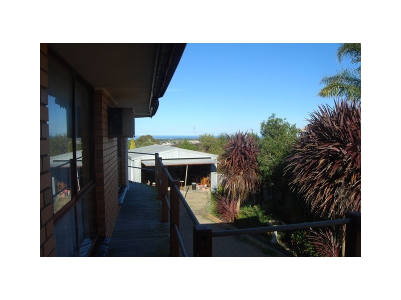 3 O’Neills Road, Lakes Entrance VIC 3909